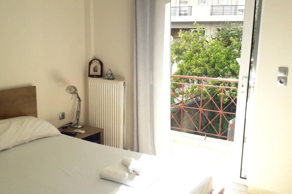 Apartamento Stylish River Flat, Near The Center And The Beach Kalamata Exterior foto